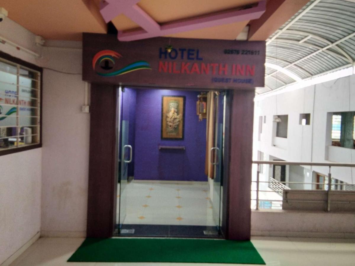 Hotel Nilkanth Inn Halol Ngoại thất bức ảnh