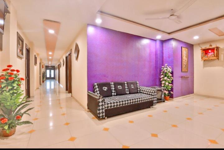 Hotel Nilkanth Inn Halol Ngoại thất bức ảnh